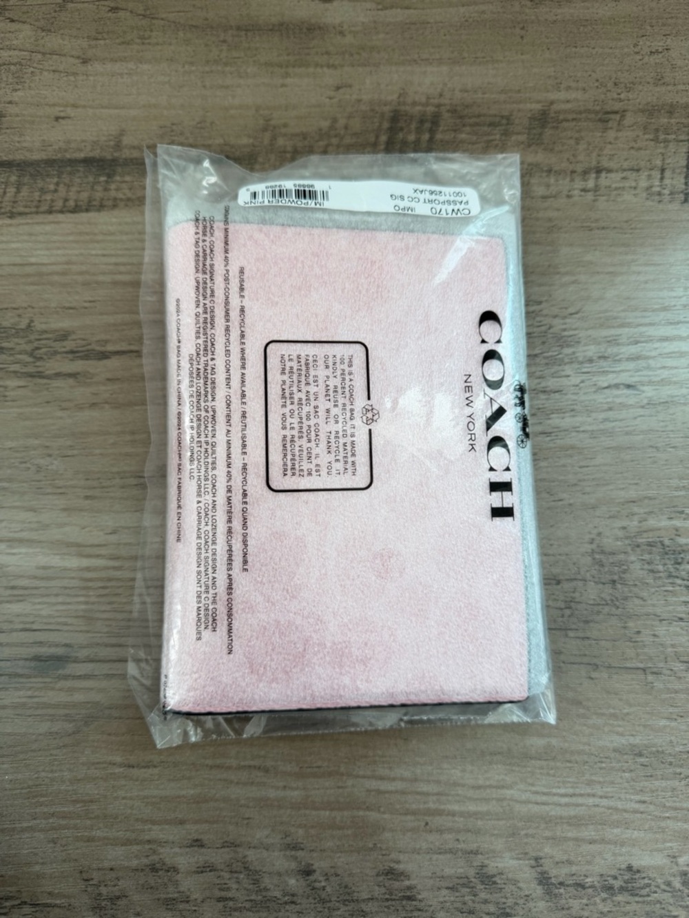 Coach Powder Pink Passport Card Case In Signature Canvas - Picture 6 of 8